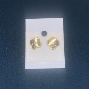 Gold Clover Stud Earrings